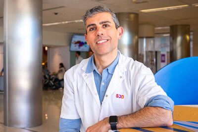 Dr. Jaime Lozano, pediatre i cap de la Secció d’Al·lergologia de l’HSJDB i investigador del Grup de Recerca de malalties al·lèrgiques en la infància i la adolescència de l’IRSJD.