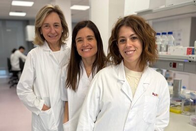 D’esquerra a dreta: Dra. Eulàlia Baselga, Dra. Marta Ivars i Dra. Sandra Castillo
